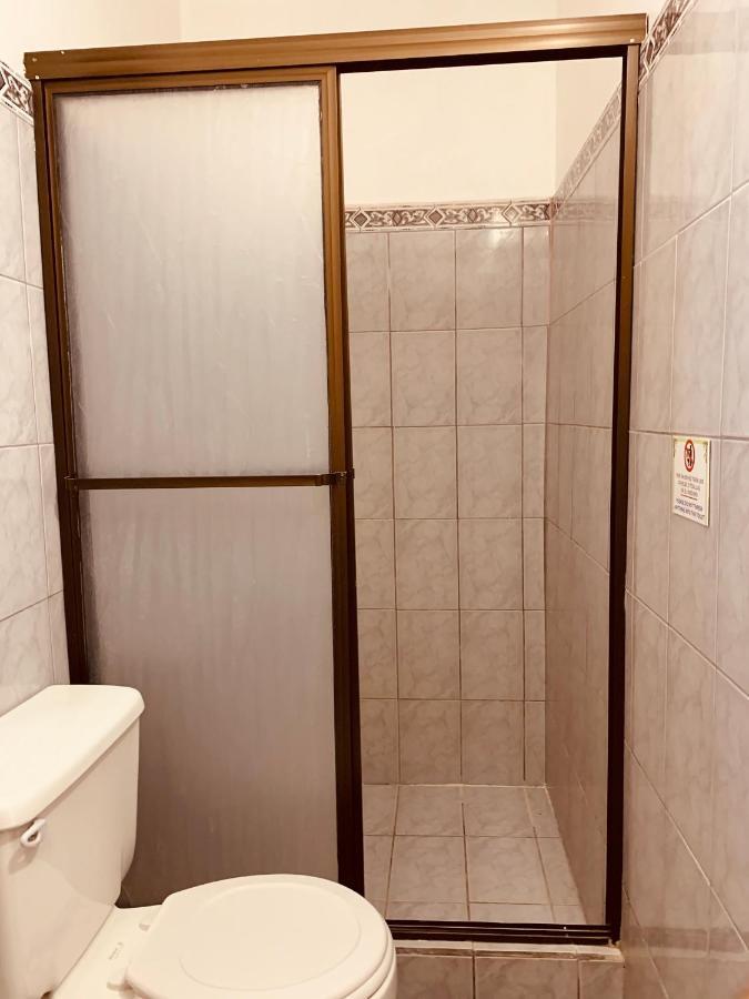 Hotel Cabinas Jacomar Buitenkant foto