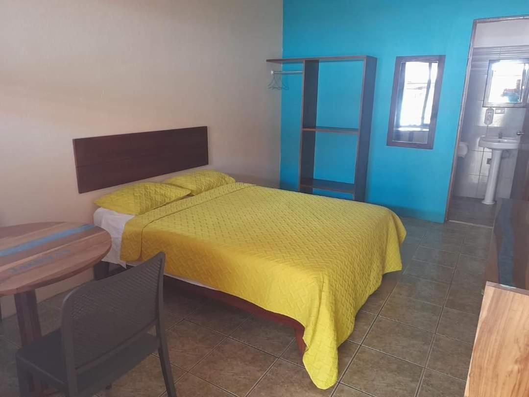 Hotel Cabinas Jacomar Buitenkant foto